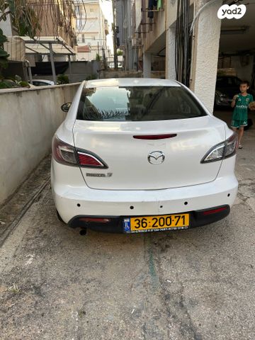 מאזדה 3