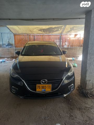 מודעת רכב מאזדה 3