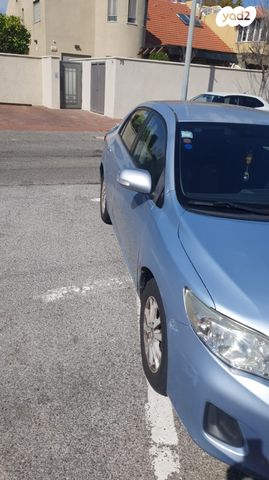 טויוטה קורולה