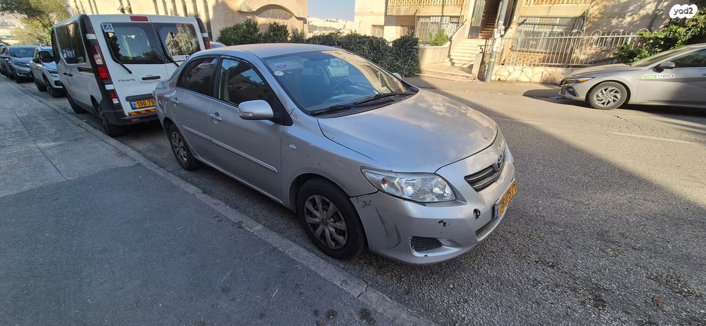מודעת רכב טויוטה קורולה
