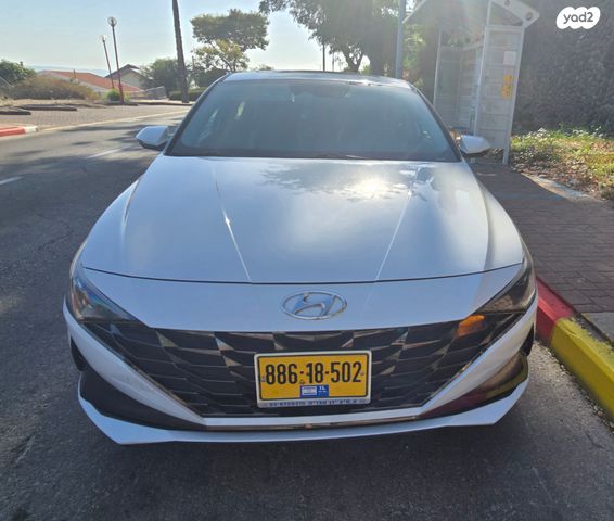 יונדאי אלנטרה