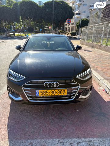 מודעת רכב אאודי A4