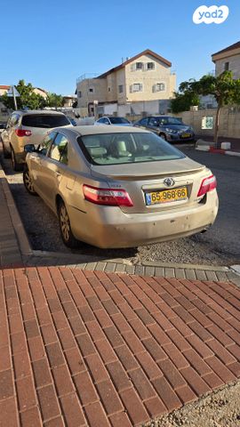 טויוטה קאמרי