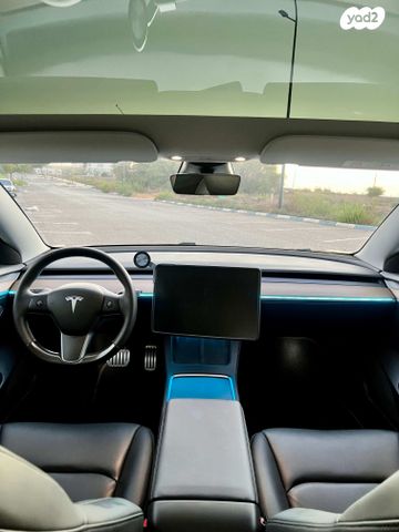 טסלה מודל 3