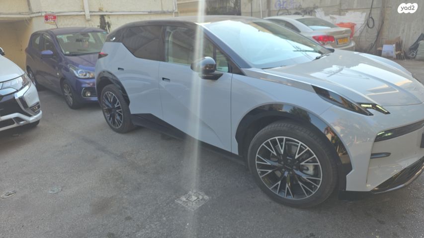 מודעת רכב זיקר X