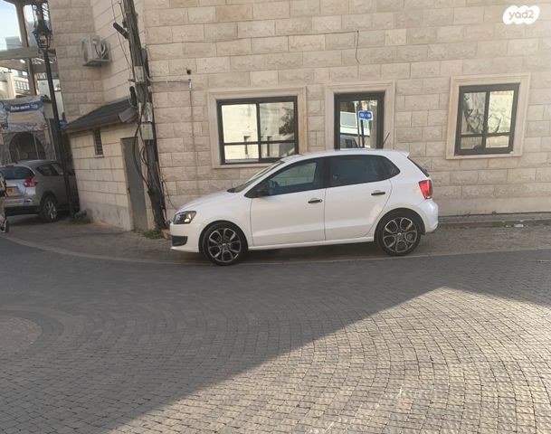פולקסווגן פולו 