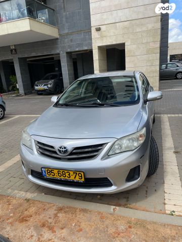 מודעת רכב טויוטה קורולה