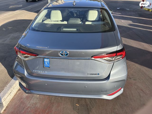 טויוטה קורולה
