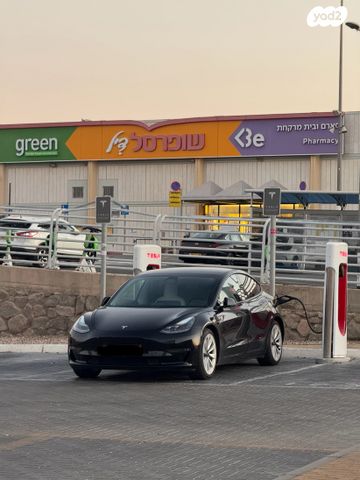 טסלה מודל 3