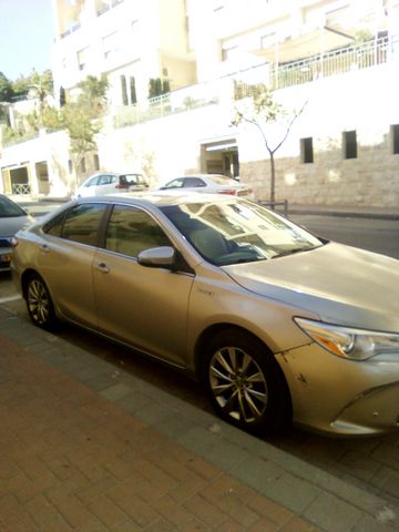 טויוטה קאמרי