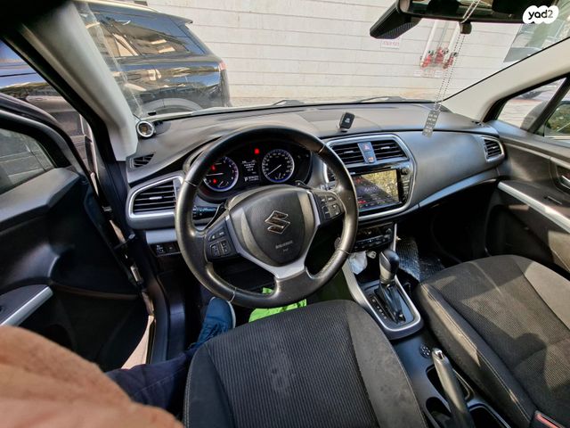 סוזוקי קרוסאובר