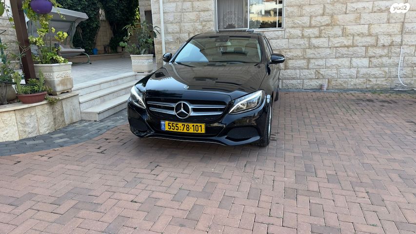 מודעת רכב מרצדס-בנץ C-class