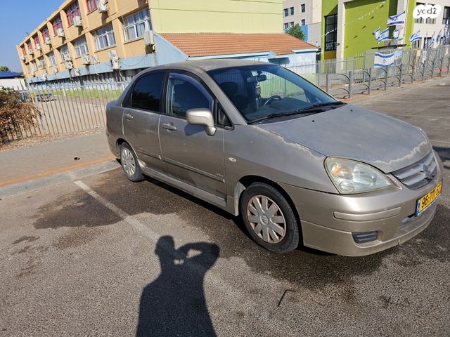 סוזוקי ליאנה