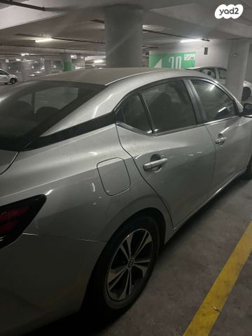 ניסאן סנטרה