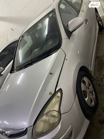 יונדאי i30