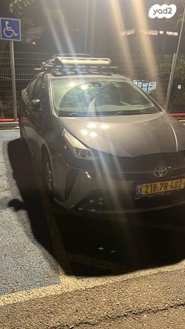 טויוטה פריוס