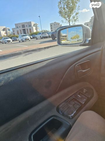 מודעת רכב מיצובישי לנסר