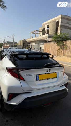 טויוטה C-HR