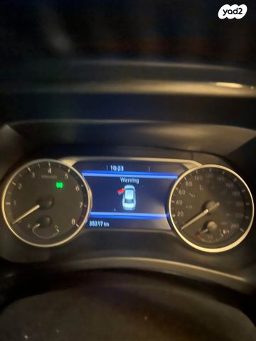 ניסאן סנטרה