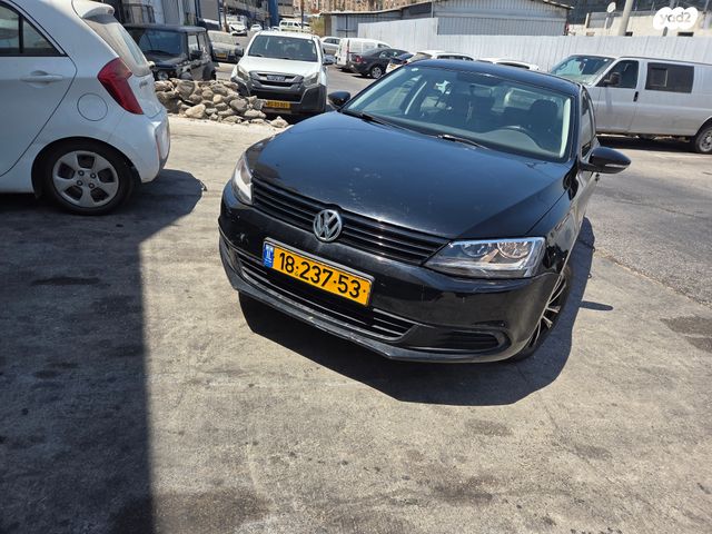 מודעת רכב פולקסווגן ג'טה 