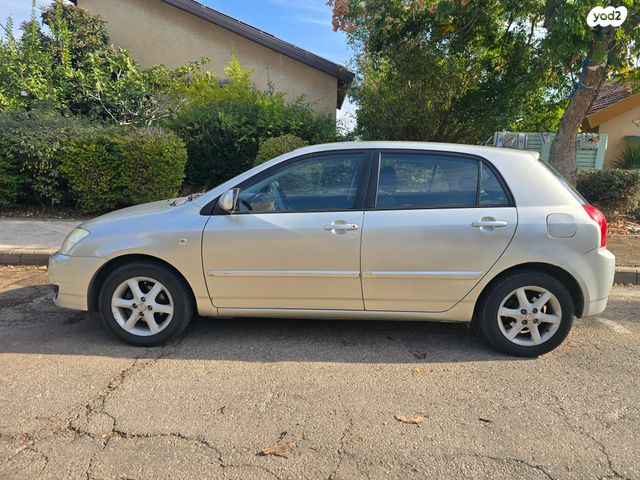 טויוטה קורולה