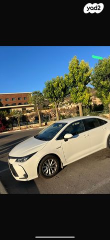 טויוטה קורולה