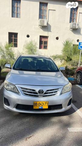 טויוטה קורולה