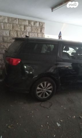 מודעת רכב קיה קרניבל