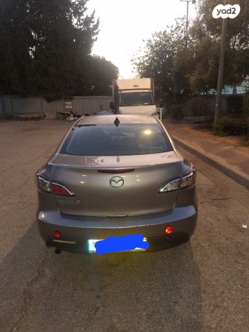 מאזדה 3