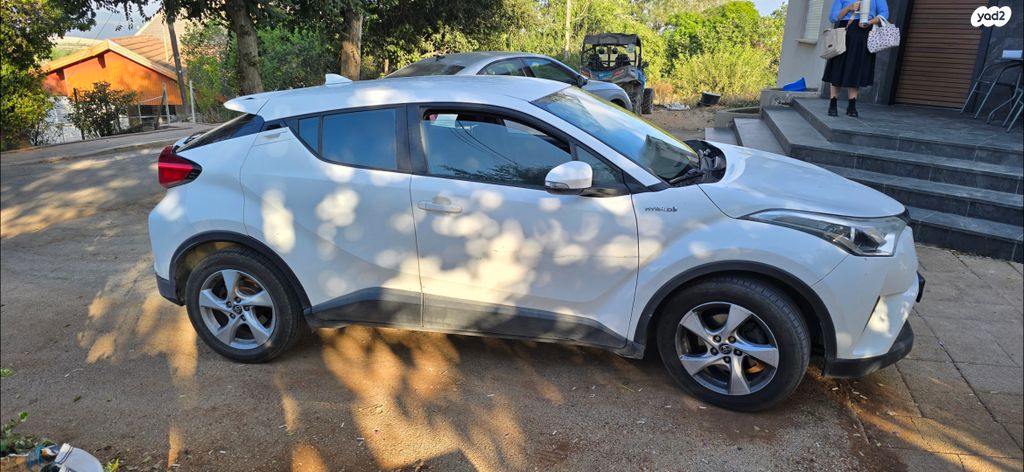 טויוטה C-HR