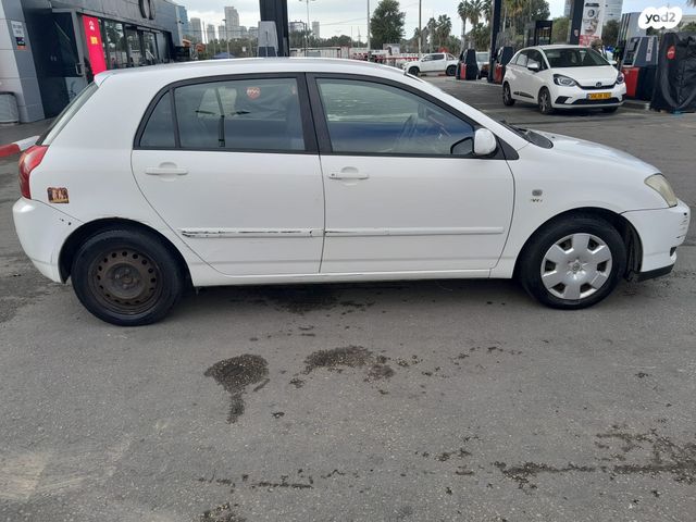 טויוטה קורולה