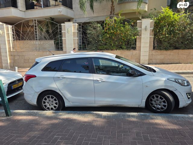 מודעת רכב יונדאי i30