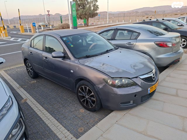 מאזדה 3