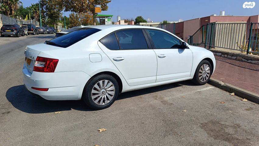 סקודה אוקטביה