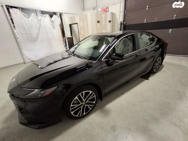 מודעת רכב טויוטה קאמרי