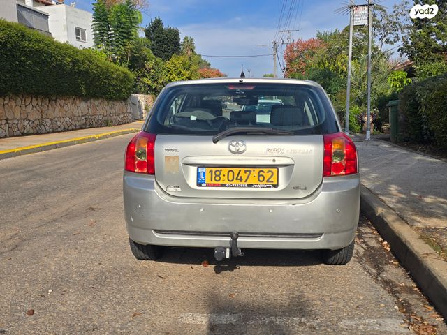 מודעת רכב טויוטה קורולה