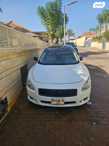 ניסאן מקסימה