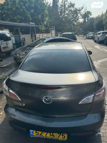מאזדה 3