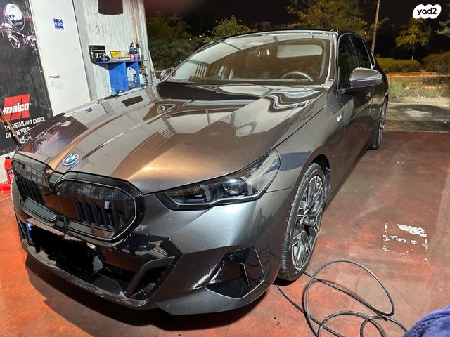 מודעת רכב ב מ וו I5