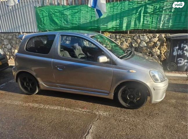 מודעת רכב טויוטה יאריס