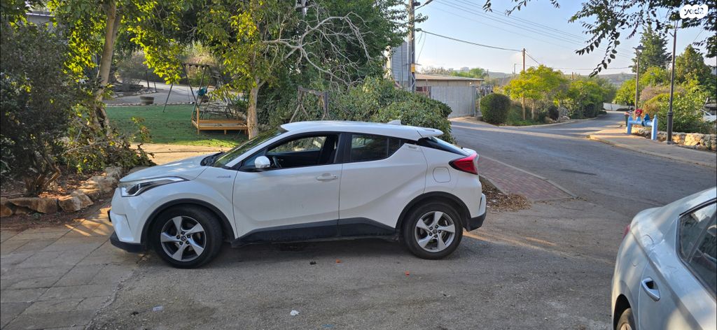 טויוטה C-HR