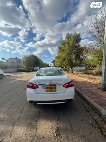 ניסאן אלטימה