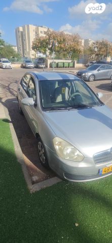 יונדאי אקסנט i25