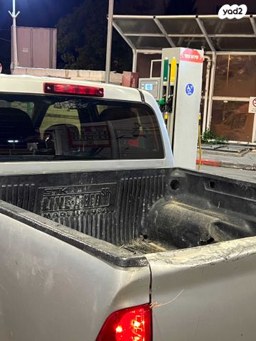 איסוזו די-מקס