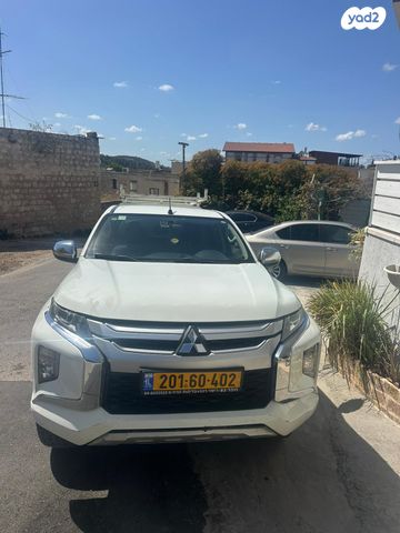 מיצובישי טרייטון / L200