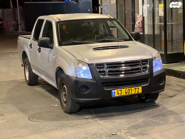 מודעת רכב איסוזו די-מקס