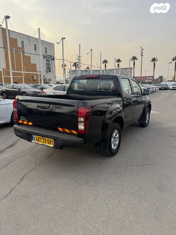 איסוזו די-מקס