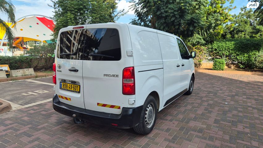 טויוטה פרואייס