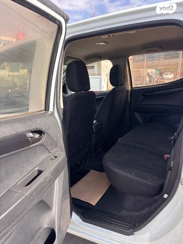 איסוזו די-מקס