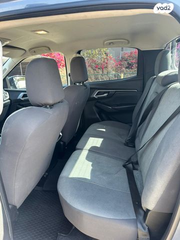 איסוזו די-מקס